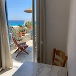 شقة بيلاغوس ستوديوز