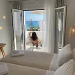 بيلاغوس ستوديوز * بلاتيس يالوس