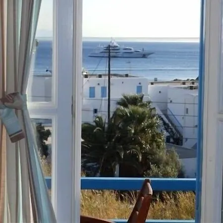 بيلاغوس ستوديوز شقة *