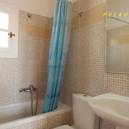 شقة بيلاغوس ستوديوز بلاتيس يالوس