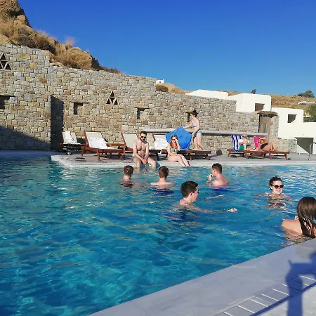 بيلاغوس ستوديوز